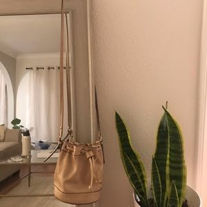 Neiman Marcus beige bucket shoulder bag
